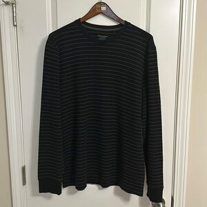 Black/Gray Waffle Stripe Fitted Crewneck long sleeve shirt Banana Republic Sz XL